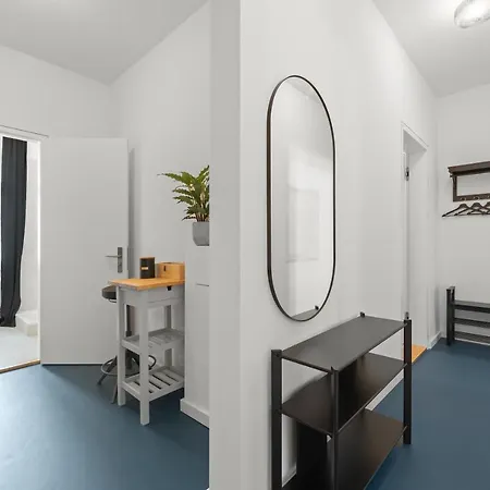 The Strassburger, Stylish 3 Bedroom In Mitte, Group & Family Friendly, 4- 6 Guests Appartamento