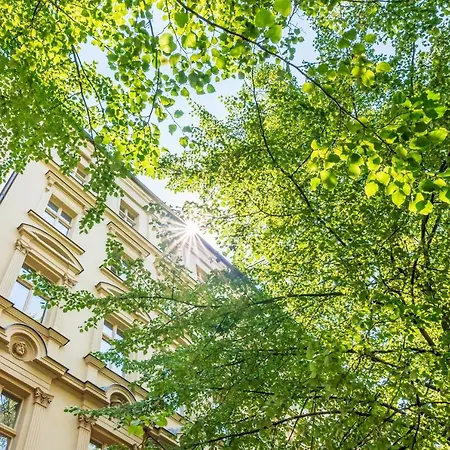 The Strassburger, Stylish 3 Bedroom In Downtown * Berlin